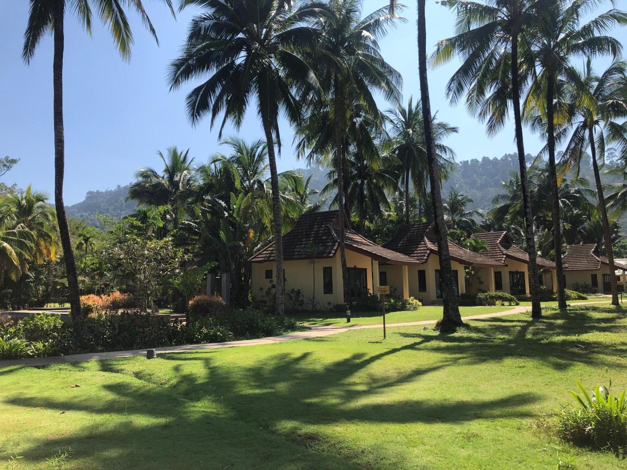 Nang Thong Beach Resort Khao Lak Exterior photo